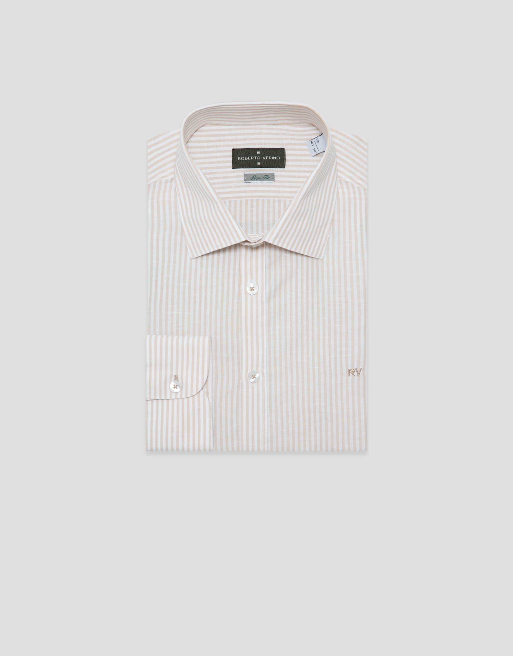 Slim fit sports shirt with sand and white stripes