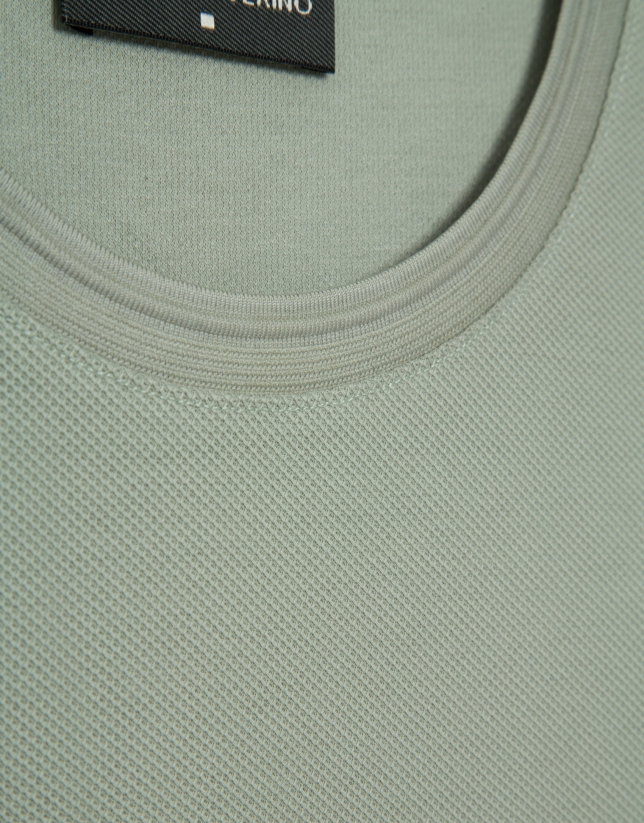 Light khaki short-sleeved piqu&eacute; T-shirt