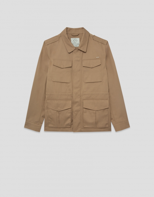 Parka cuatro bolsillos camel